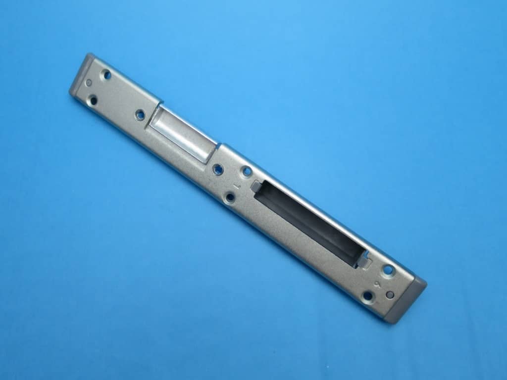 фото товара Ответная планка замка 9 мм левая (под шестигранник)